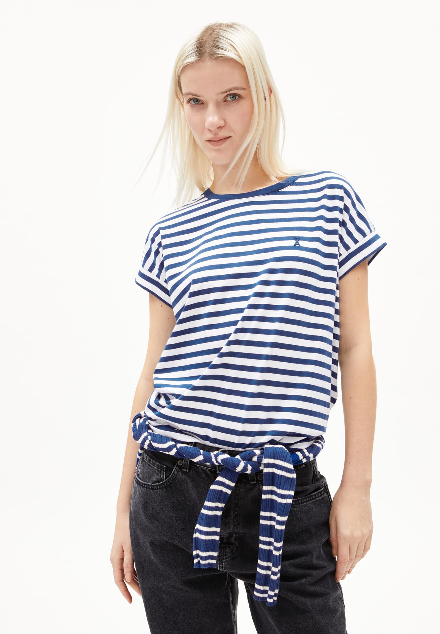 IDAARA STRIPES WHITE-LAPIS BLUE